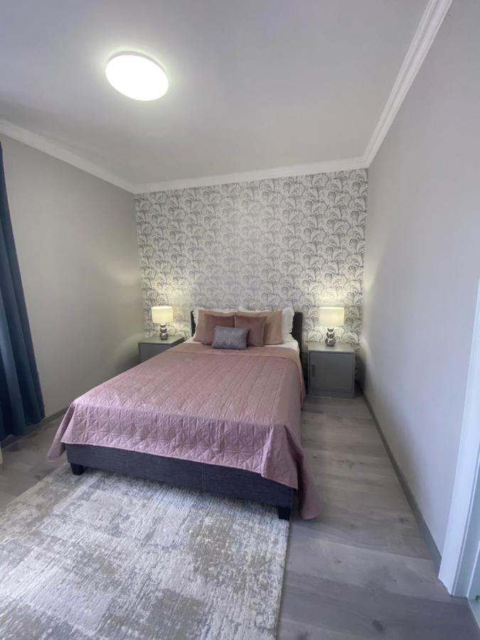 Oliaparman Apartment Eger Exterior foto